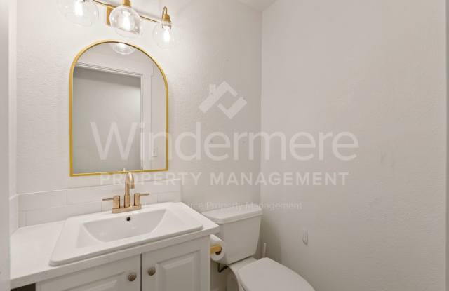 Charming Rental Home on Ben Burr Blvd – South Hill Living, Close to Everything Gallery 4