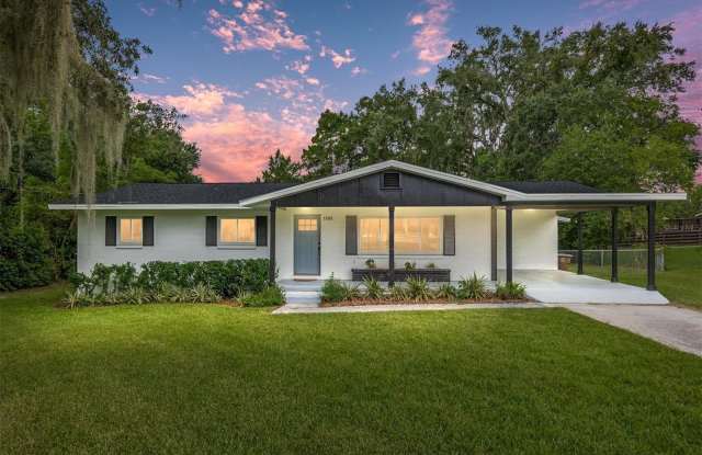 1846 SE LAKE WEIR AVENUE photos photos