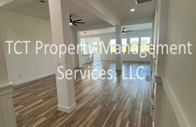 10740 Thatcher Avenue Gallery 2