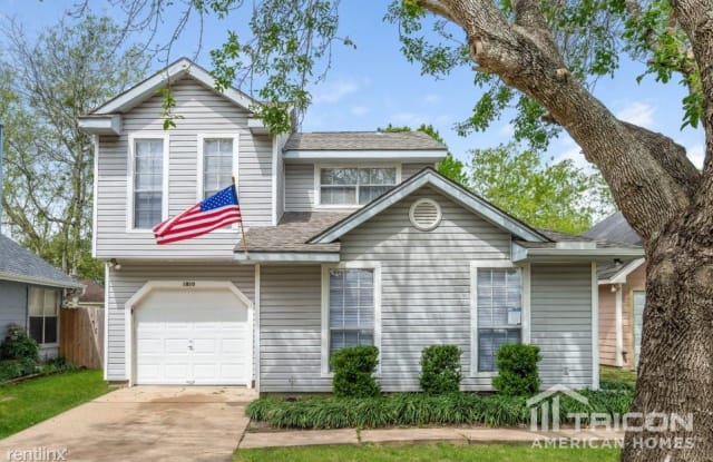 1810 Green Gate Drive - 1810 Green Gate Dr, Rosenberg, TX 77471
