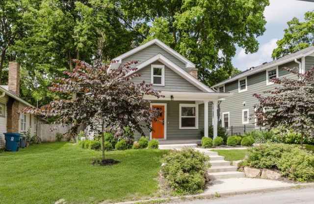 926 East 49th Street photos photos