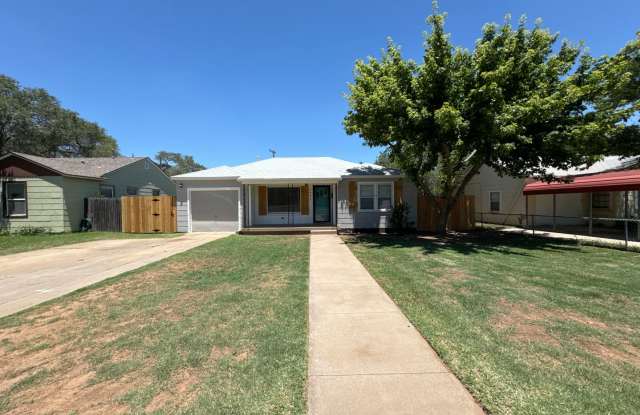 Adorable 2 bedroom 1 bath photos photos