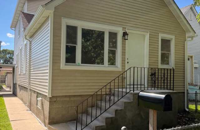 Classic Charm & Incredible Potential in North Hammond! photos photos