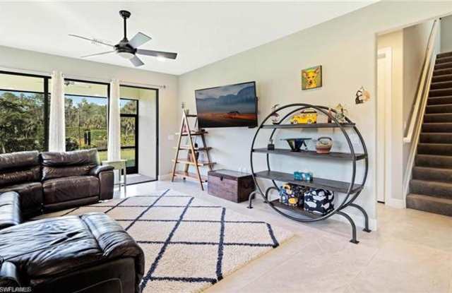 16347 Winfield LN Gallery 4