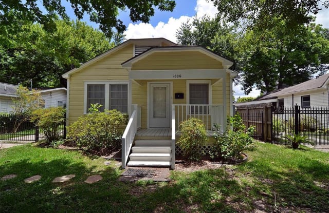 1006 Canadian Street - 1006 Canadian Street, Houston, TX 77009