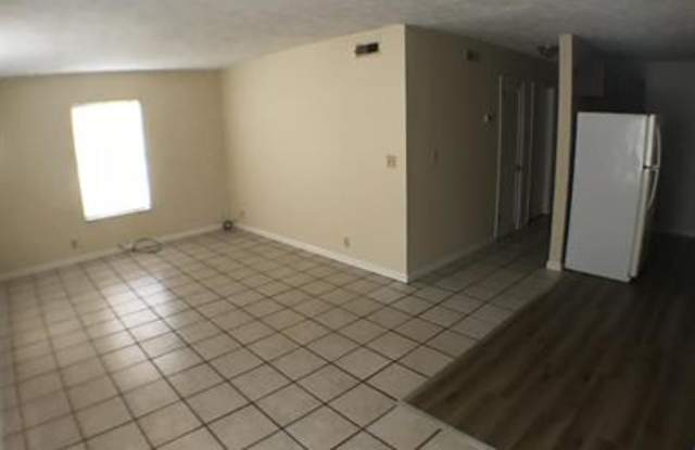 6809 Adrian Road - 2A Gallery 2