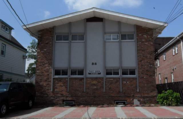 38 WEST 32ND ST - 38 West 32nd Street, Bayonne, NJ 07002