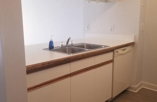 1856 Bennigan Drive Gallery 4