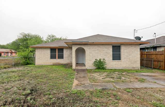 3-BEDROOM HOME IN LOMA PARK photos photos