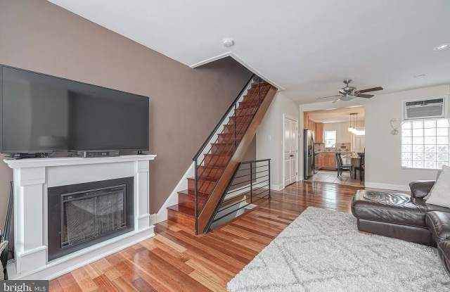 2648 Mole St. photos photos