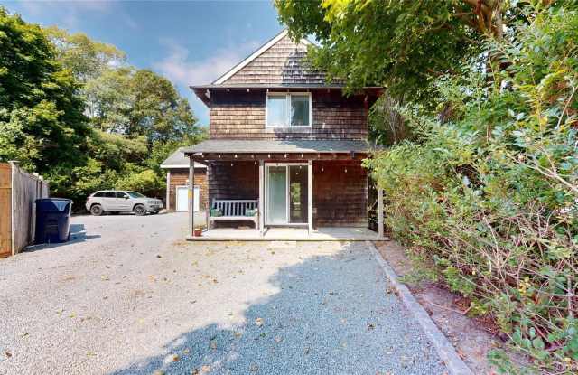 14 B Franklin Avenue - 14 Franklin Avenue, Quiogue, NY 11978