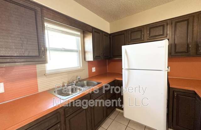107 Pine Avenue - 8 Gallery 4