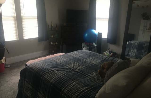 6300 Chandler Gallery 2