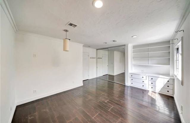 5441 Calvin Avenue photos photos