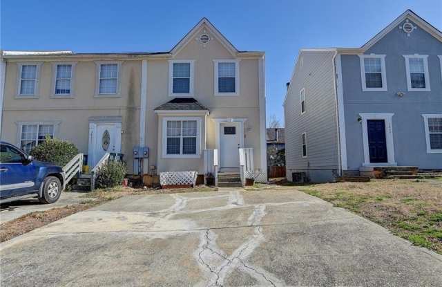 3835 Meadow Creek Drive Gallery 2