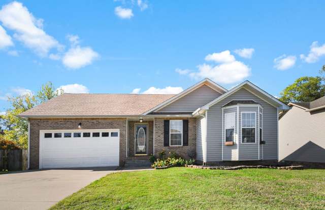Dog Friendly Three Bedroom! - 1556 Apache Way, Clarksville, TN 37042