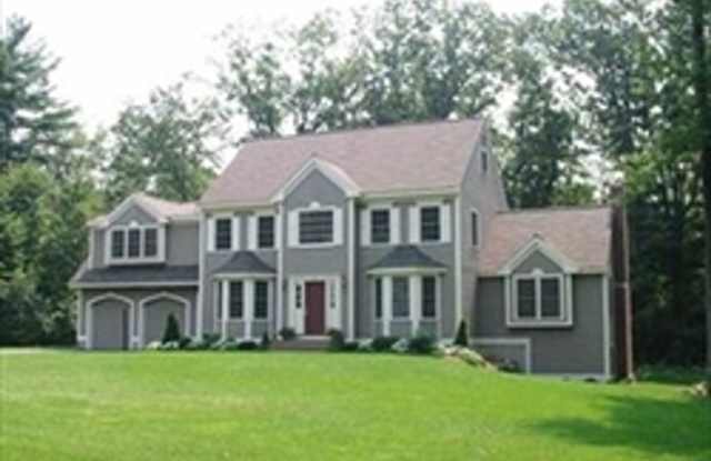 Stunning Single Family Colonial For Lease photos photos
