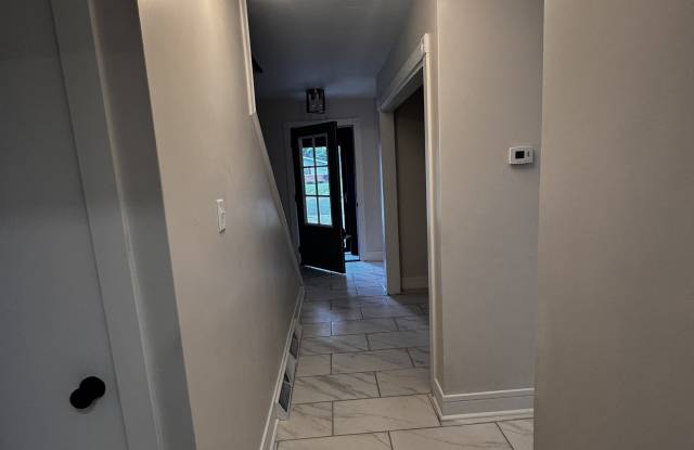 212 Belmont Ct photos photos