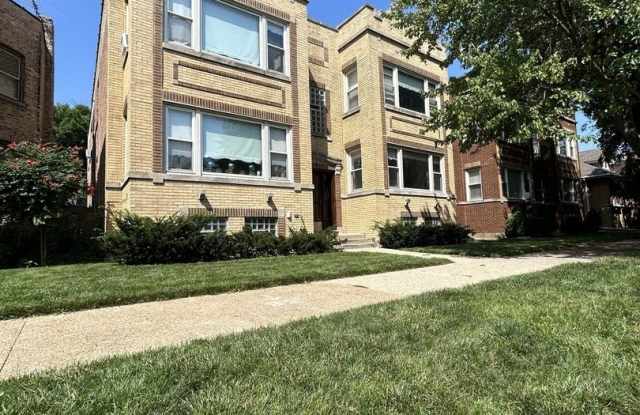 3710 N Whipple Street photos photos