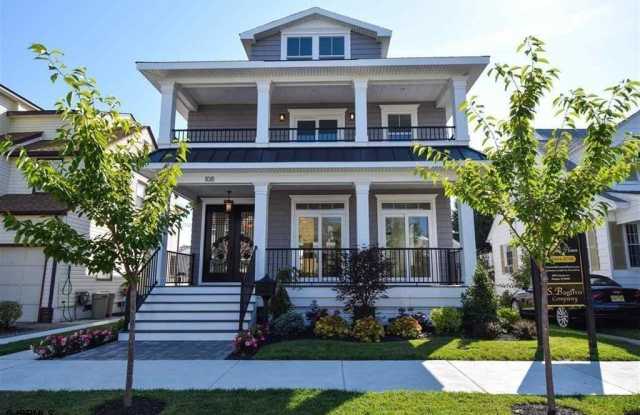 108 N Pembroke Ave - 108 North Pembroke Avenue, Margate City, NJ 08402