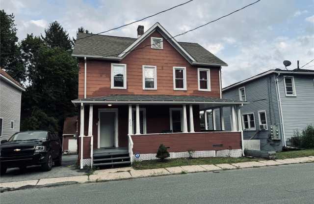 255 North Street Gallery 1