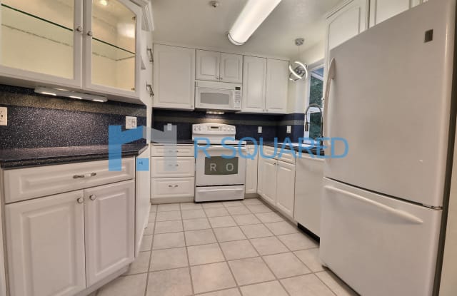 8653 Avondale Road NEUnit B204 photos photos