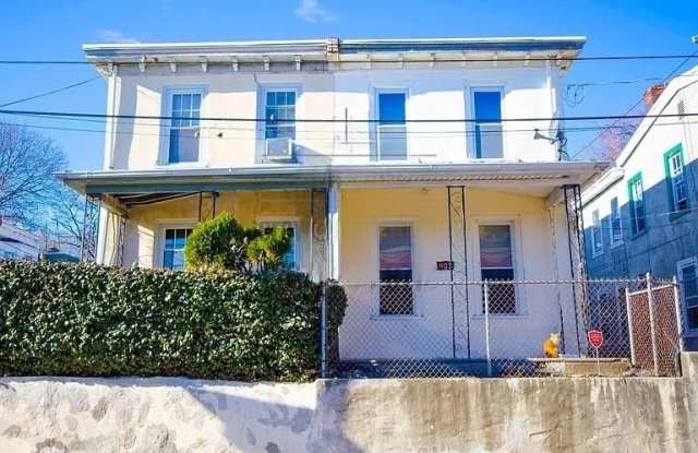 403 E ASHMEAD STREET photos photos