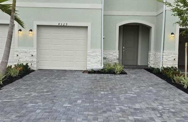 4329 Pond Lily Ln photos photos