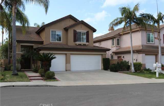 40 Santa Comba - 40 Santa Comba, Irvine, CA 92606