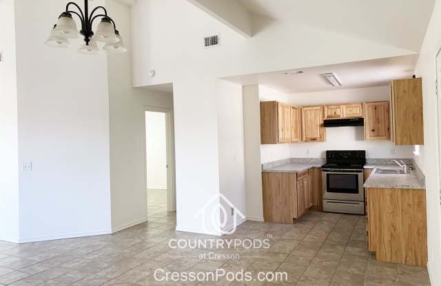 7037 Minor Road Gallery 2