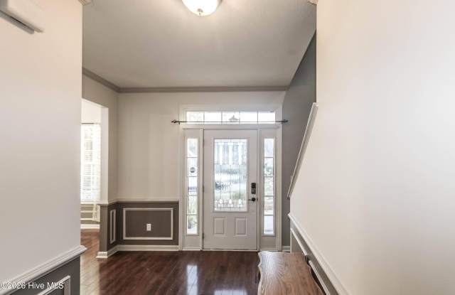 4704 Park Ridge Court Gallery 3