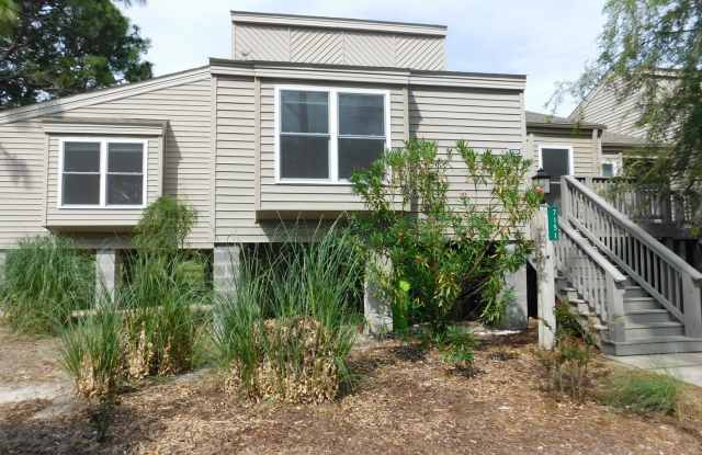 7151 Windward Drive located in the Fairfield Harbour Golfing Community! - 7151 Windward Drive, Fairfield Harbour, NC 28560
