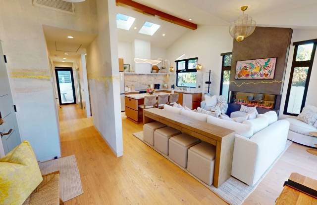 Elevated Living Fully Furnished photos photos