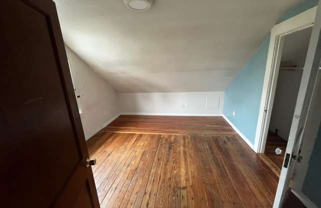 141 Pembroke Ave. - 141 Pembroke Avenue, Providence, RI 02908 141 Pembroke Ave. - 141 Pembroke Avenue, Providence, RI 02908