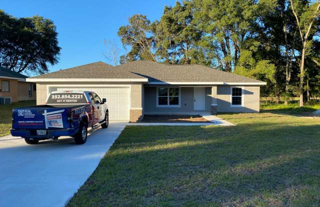 !!! Coming in MID APRIL!!! Custom Home - Desirable SE Neighborhood 3/2/2 **Won't Last** photos photos