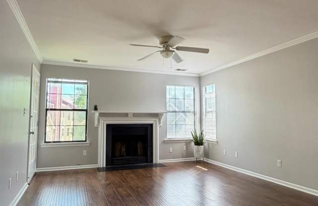 338 Cozzens Court Gallery 2