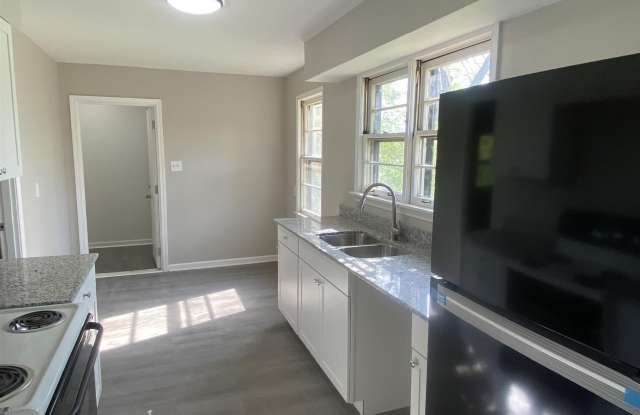 3929 39TH AVENUE photos photos