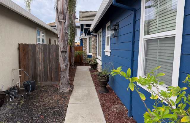 508 Lassen Way Gallery 2
