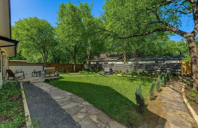 7002 Whispering Oaks Drive Gallery 3