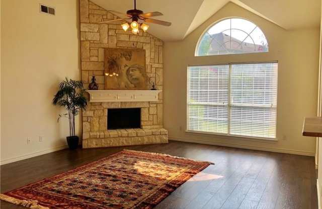 11712 Pheasant Creek Drive Gallery 2
