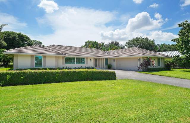 408 S Country Club Drive Gallery 1