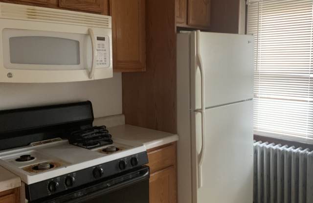 827 Maple Avenue - 2 photos photos 827 Maple Avenue - 2 photos photos