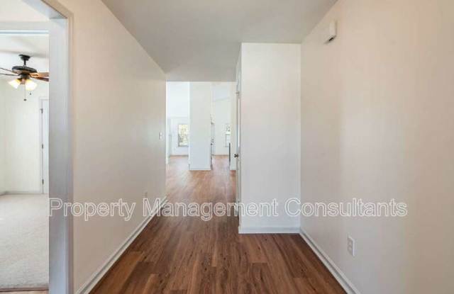 103 Acacia Trail Drive Gallery 4