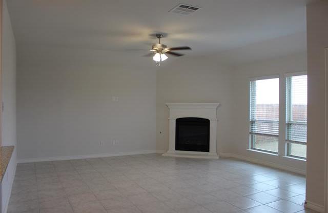 5010 Flanagan Drive Gallery 3