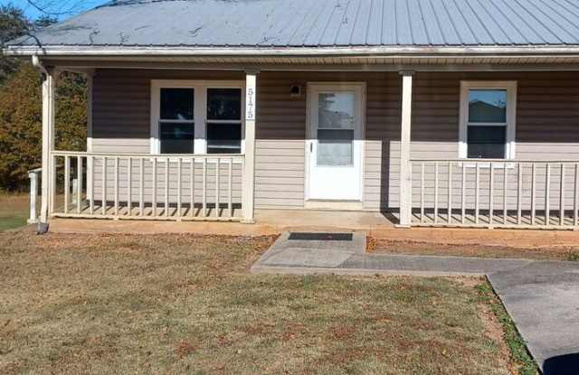 5175 Ponderosa Drive - 5175 Ponderosa Drive, Catawba County, NC 28613