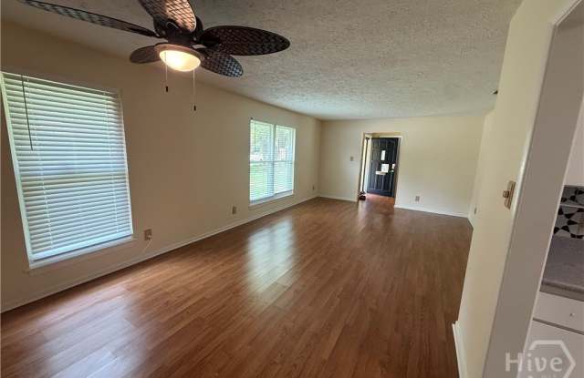 10708 Egmont Road Gallery 4