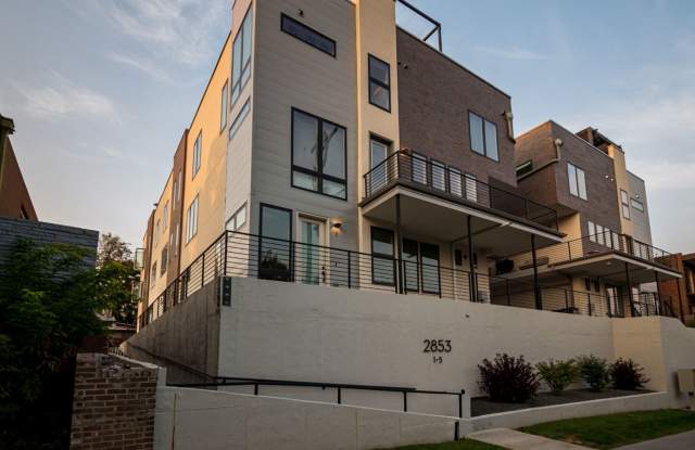 Newer Build 2 Bedroom, 4 Bathroom Jefferson Park Townhome photos photos Newer Build 2 Bedroom, 4 Bathroom Jefferson Park Townhome photos photos