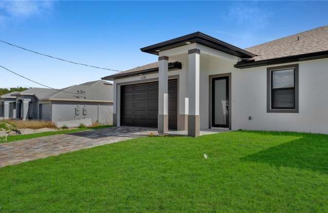 1121 Hightower Avenue S unit: 1 photos photos