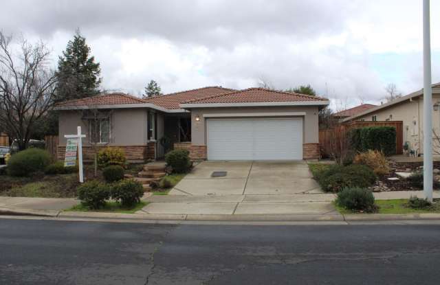 Roseville Home Ready 4 Lease ! Gallery 1