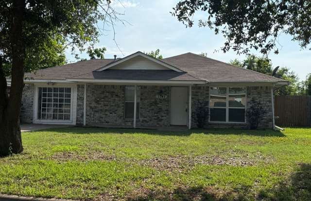 Charming 3-Bedroom Home in Kaufman photos photos